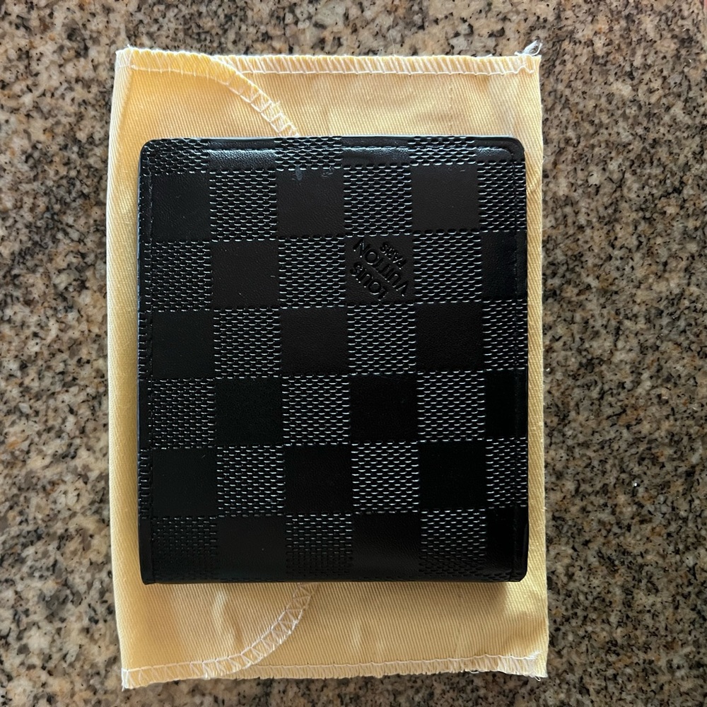 Stunning black wallet